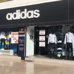 Adidas Mağusa Salamis Yolu