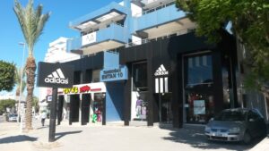 Adidas Girne